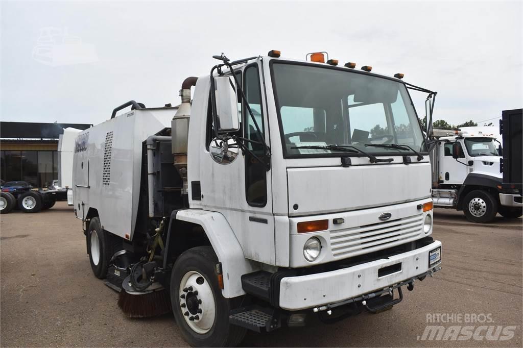 Sterling SC8000 Autocarro spazzatrice