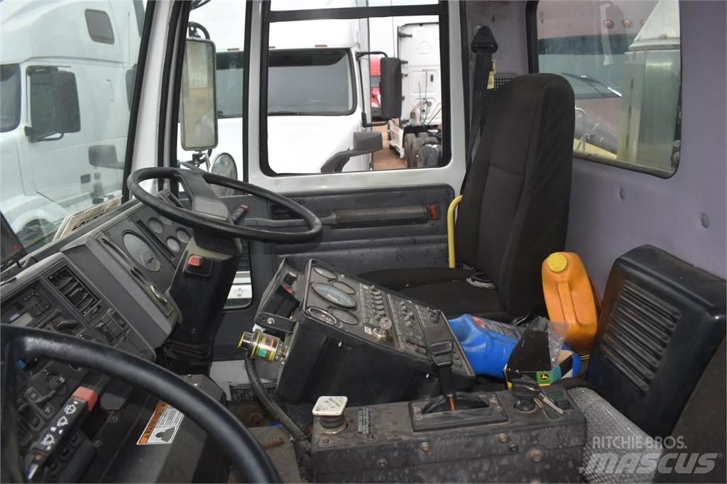 Sterling SC8000 Autocarro spazzatrice