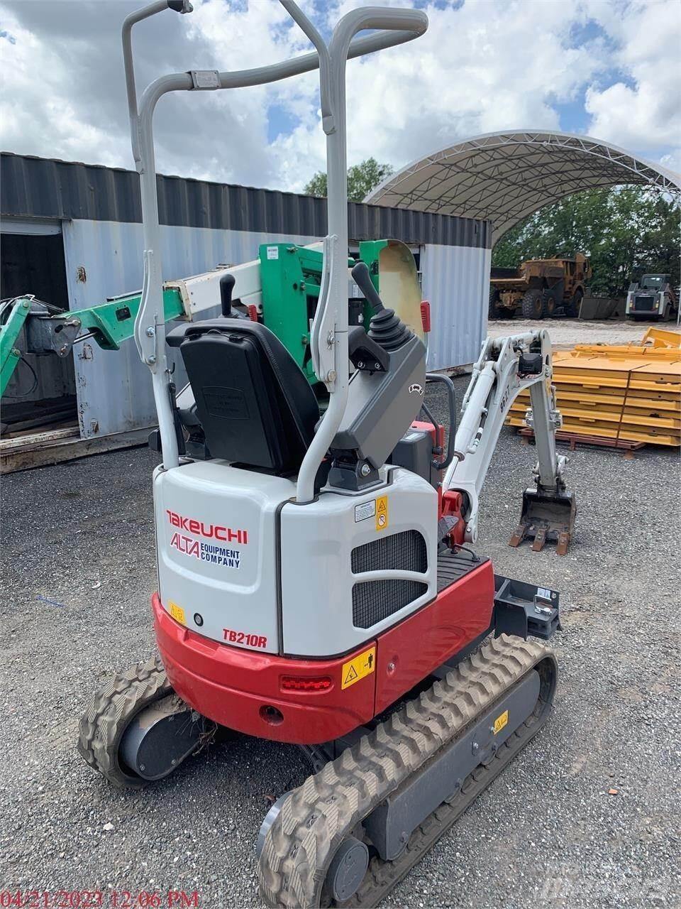 Takeuchi TB210R Miniescavatori