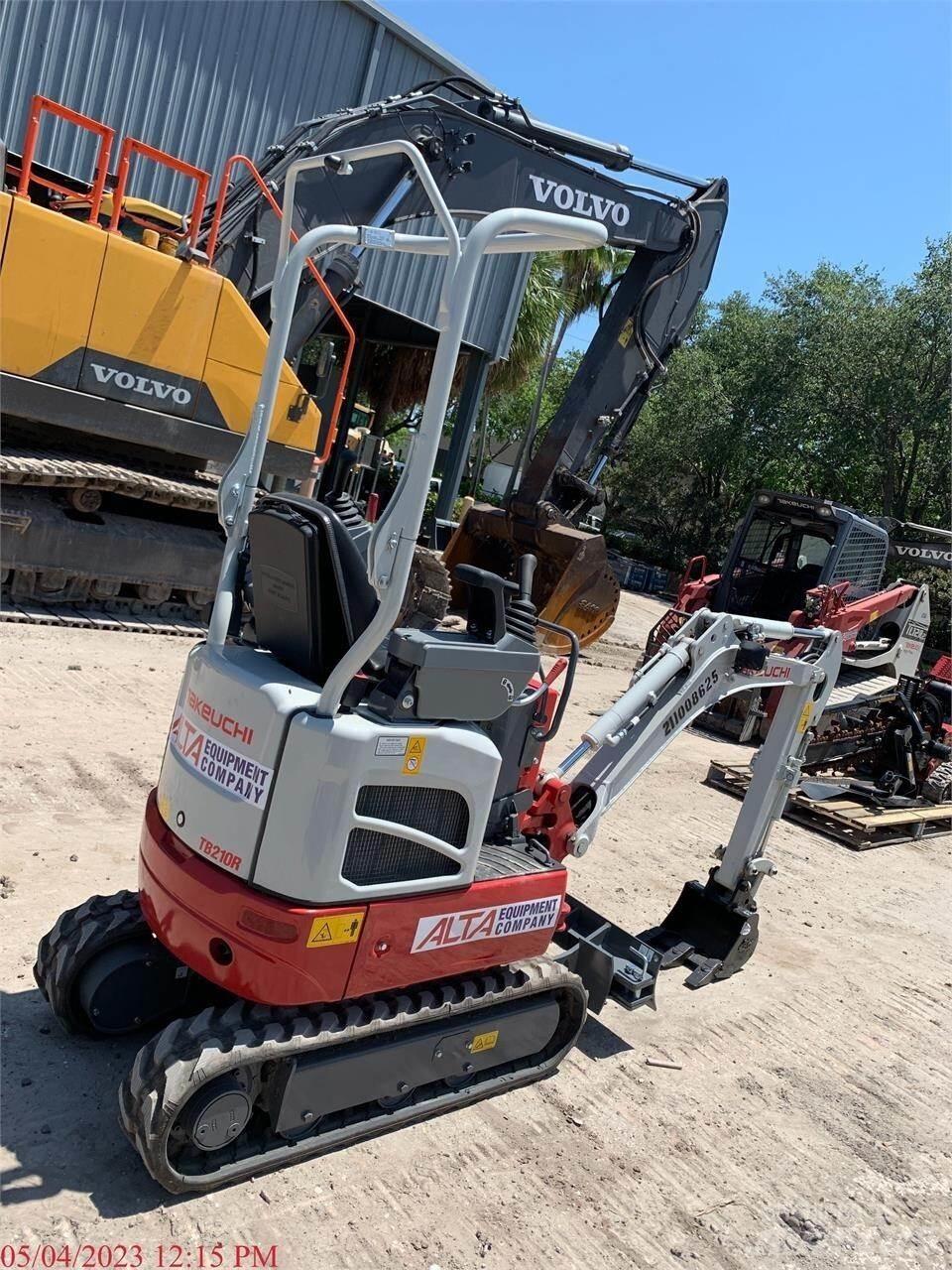 Takeuchi TB210R Miniescavatori