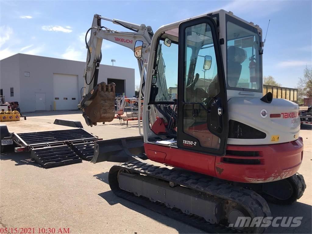 Takeuchi TB250-2 Miniescavatori