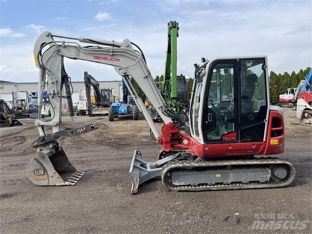 Takeuchi TB370 Escavatori cingolati