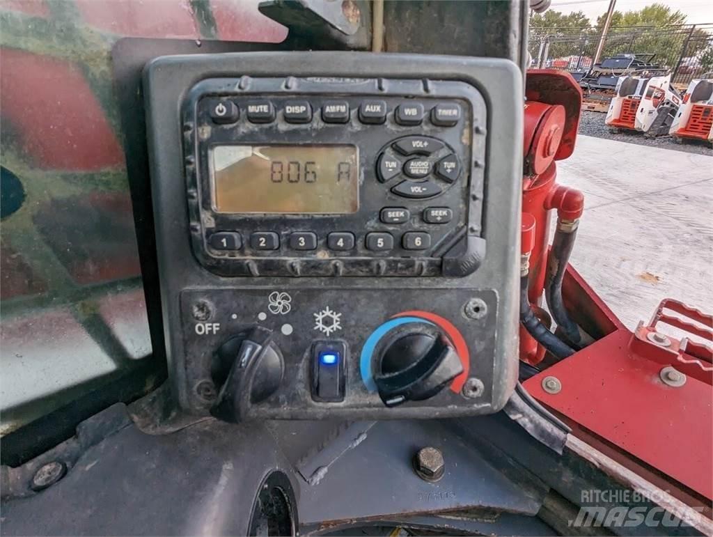 Takeuchi TL12V2 Mini Pale Gommate