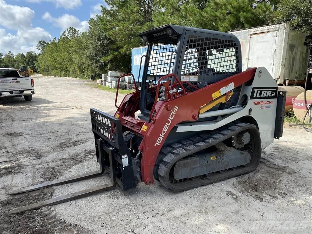 Takeuchi TL8R2 Mini Pale Gommate