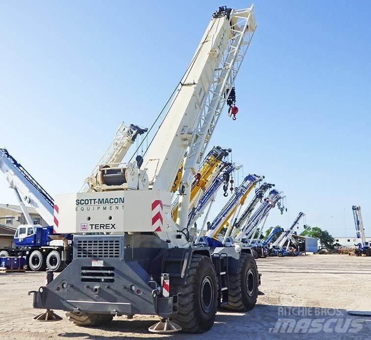 Terex RT555 Gru per terreni difficili