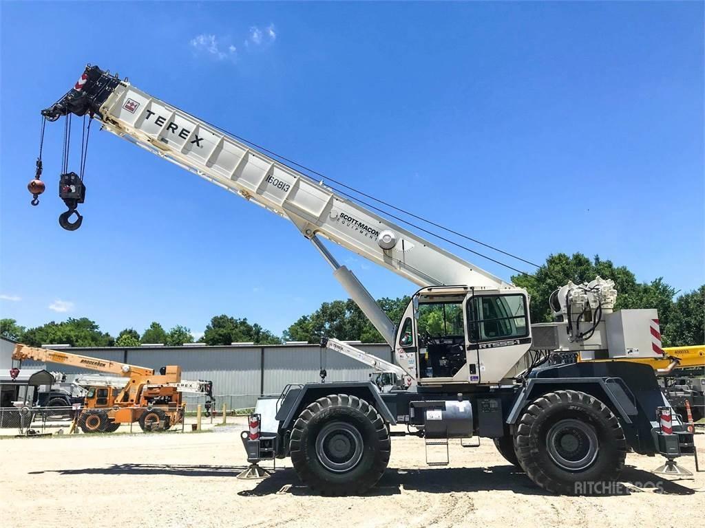 Terex RT555-1 Gru per terreni difficili