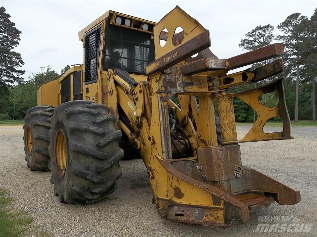 Tigercat 718E Abbattitrici cingolate e macchine forestali
