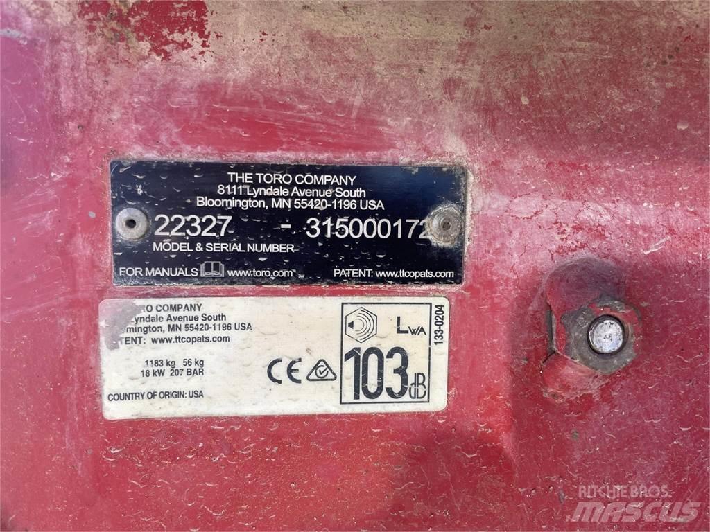 Toro DINGO TX1000N Mini Pale Gommate
