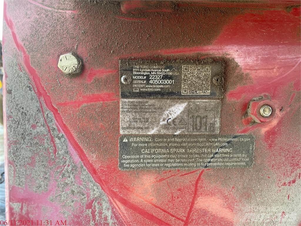 Toro DINGO TX1000N Mini Pale Gommate