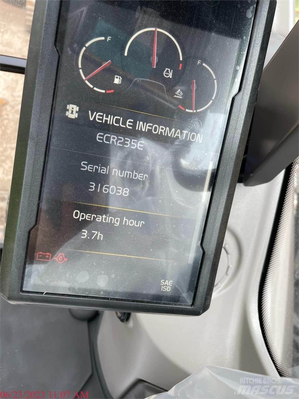 Volvo ECR235EL Escavatori cingolati
