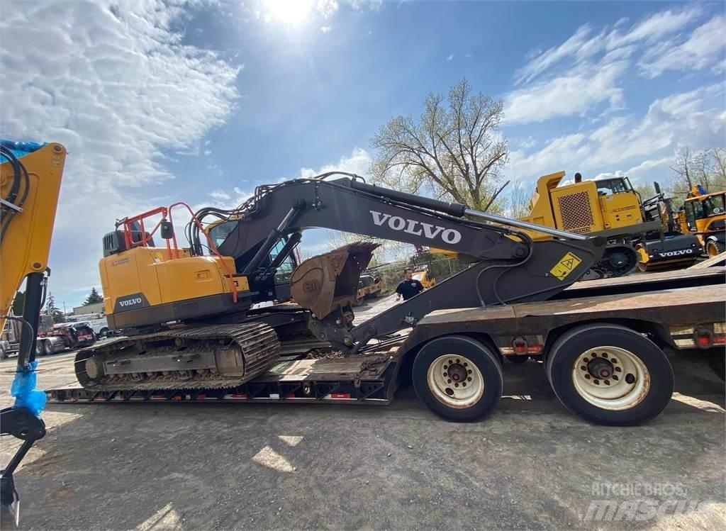 Volvo ECR235EL Escavatori cingolati