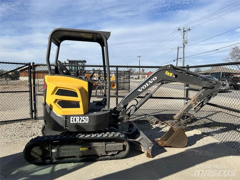 Volvo ECR25D Miniescavatori