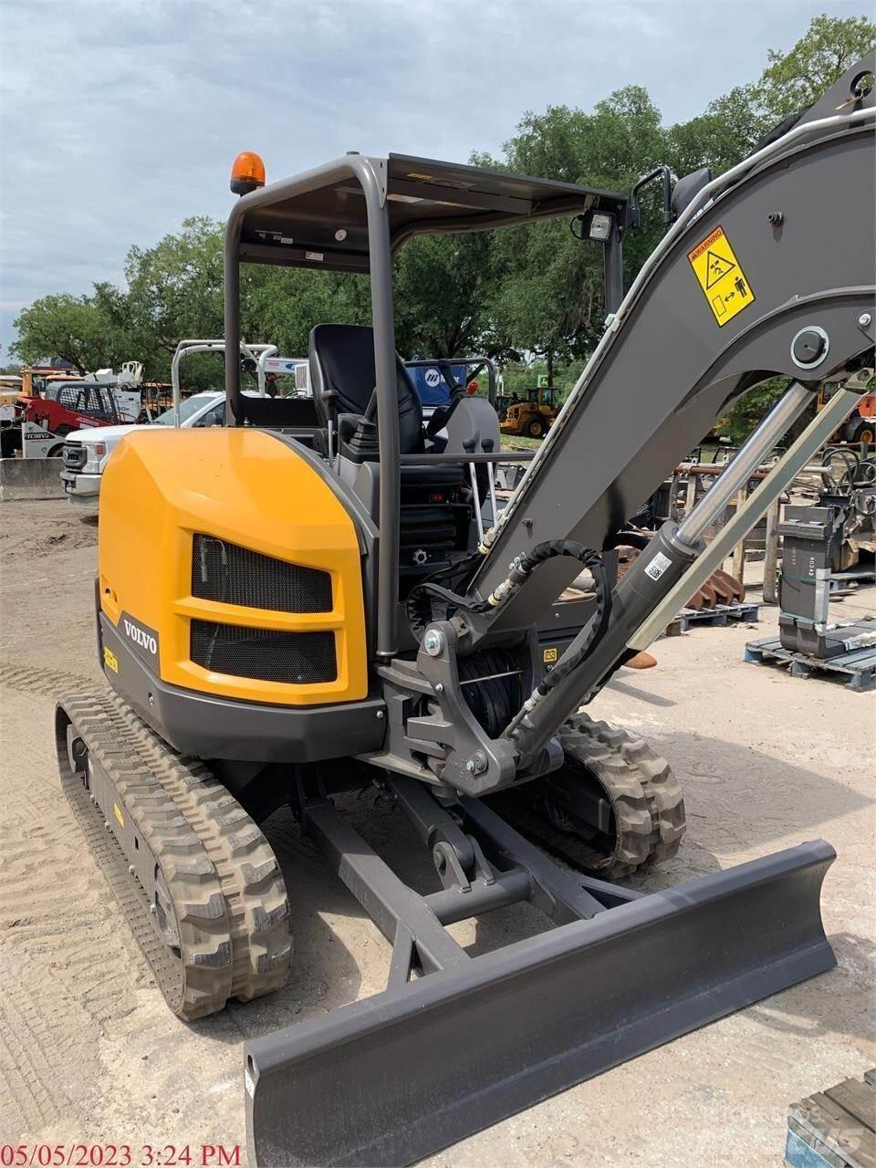 Volvo ECR40D Miniescavatori