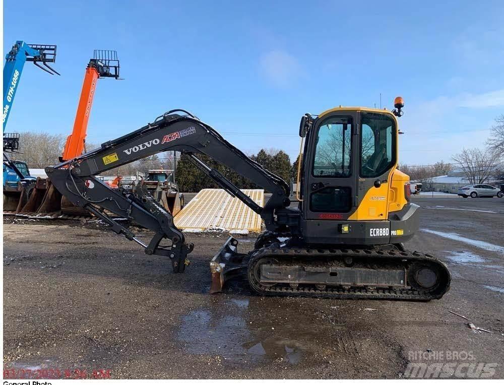 Volvo ECR88D Escavatori cingolati