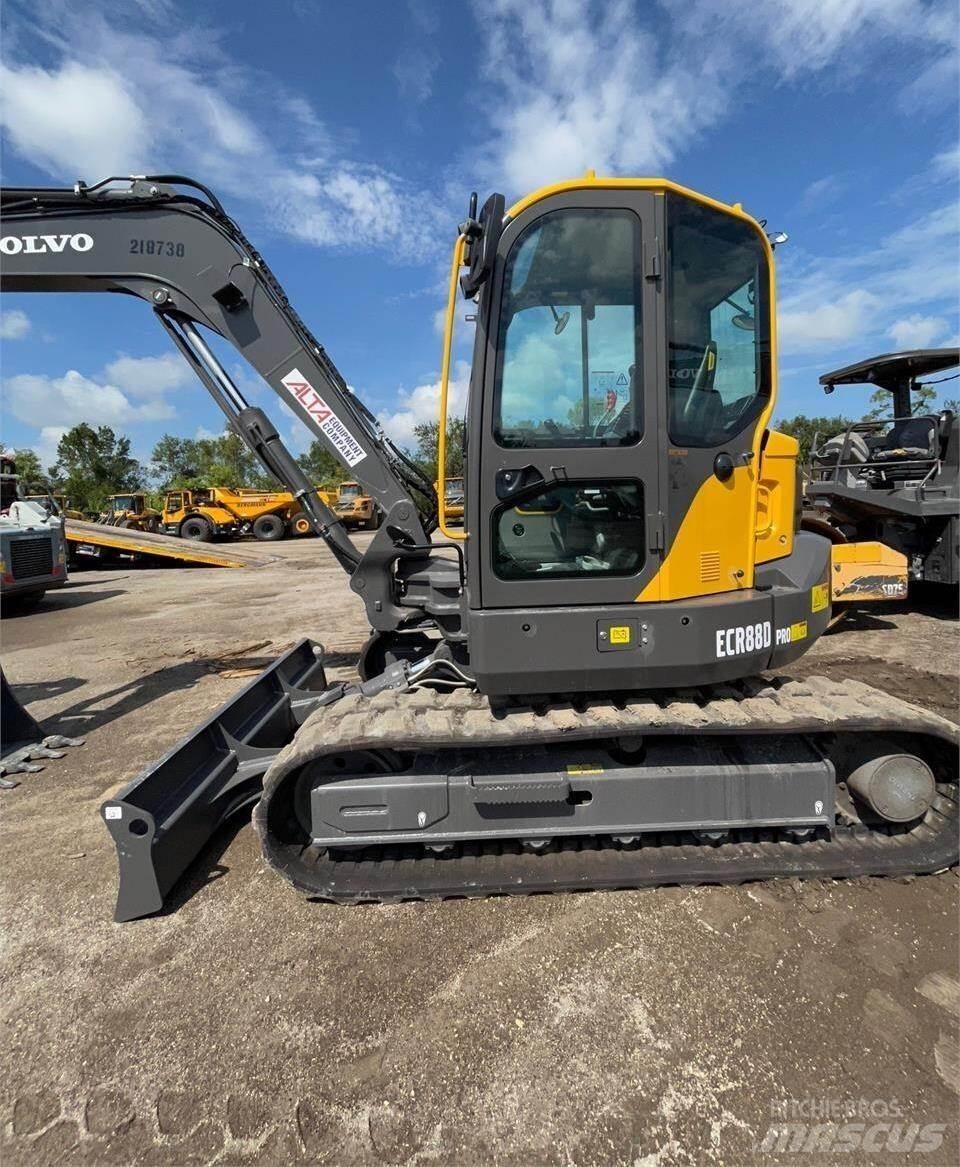 Volvo ECR88D Escavatori cingolati
