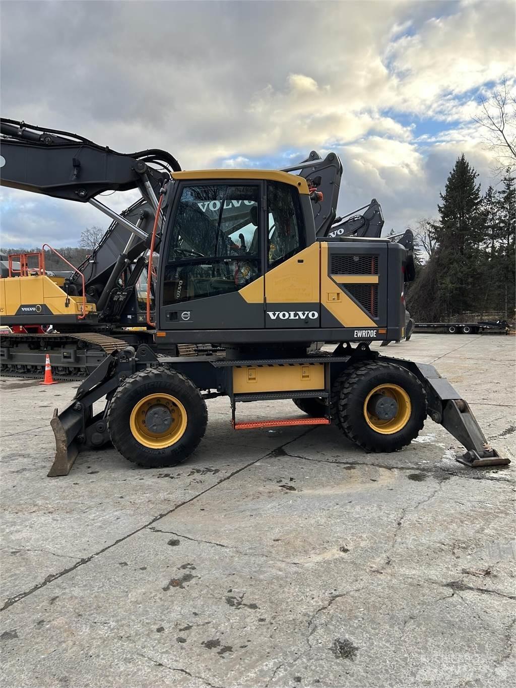 Volvo EWR170E Escavatori gommati