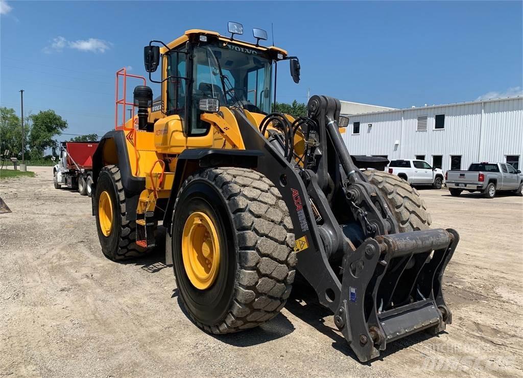 Volvo L150H Pale gommate