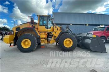 Volvo L180H Pale gommate