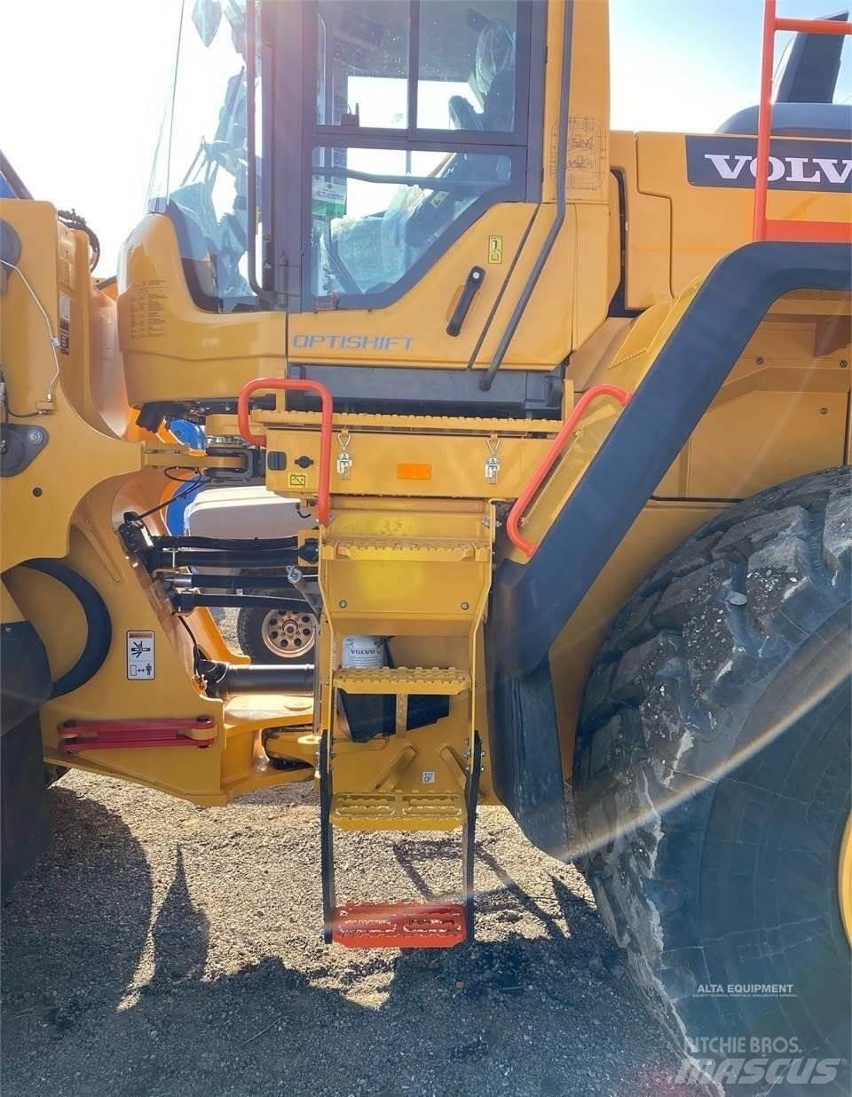 Volvo L220H Pale gommate