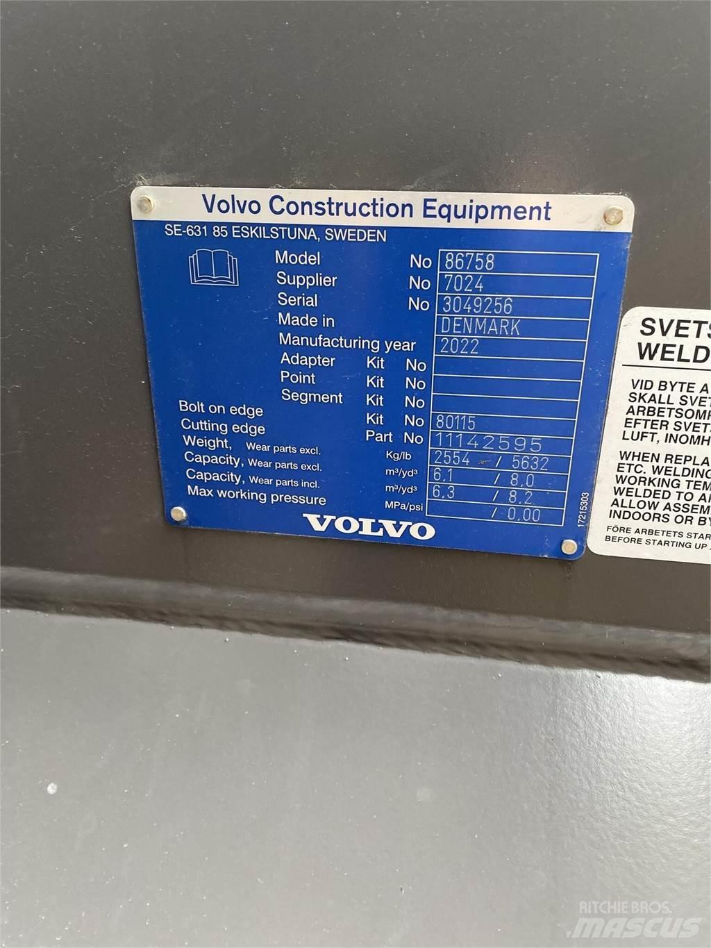 Volvo L220H Pale gommate