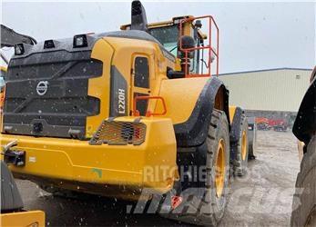 Volvo L220H Pale gommate