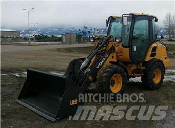 Volvo L25H Pale gommate