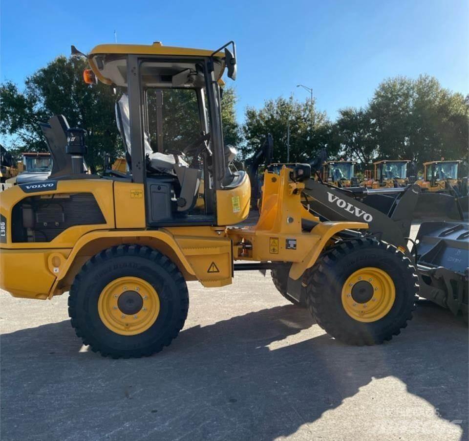 Volvo L30GS Pale gommate