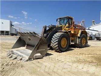 Volvo L350H Pale gommate