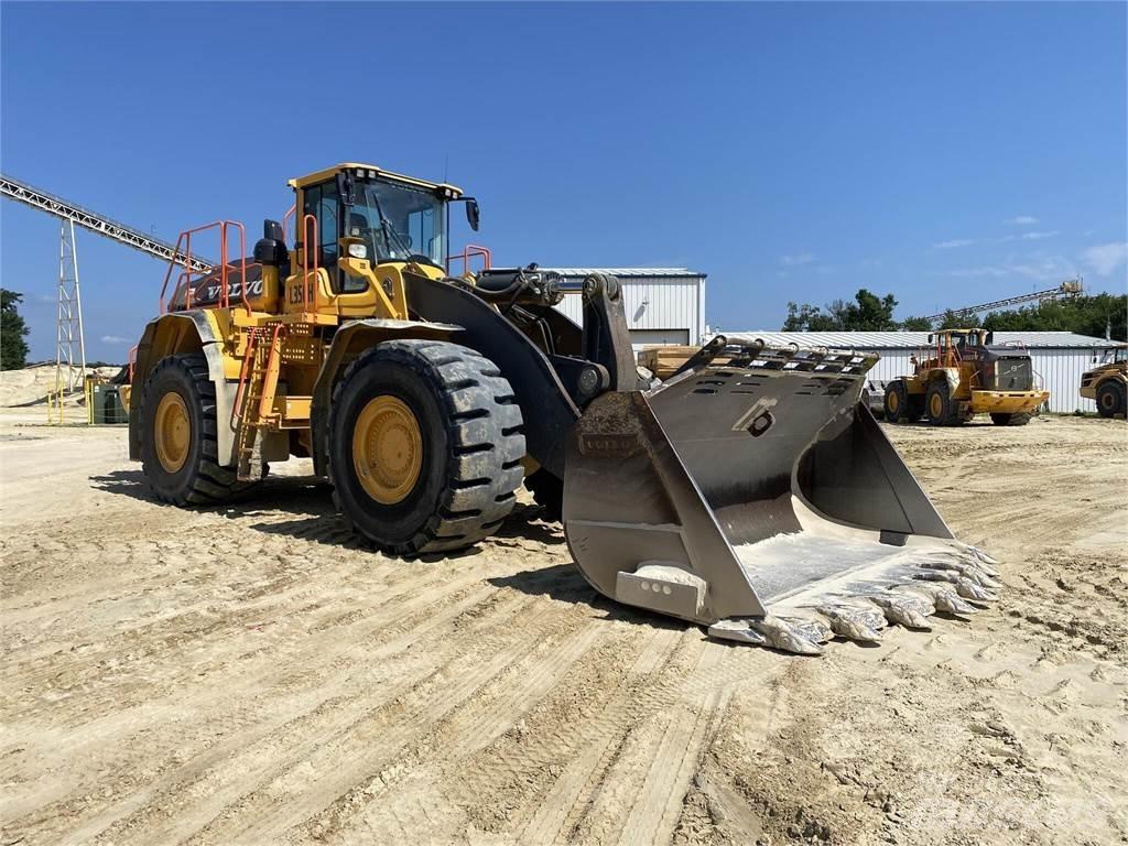 Volvo L350H Pale gommate