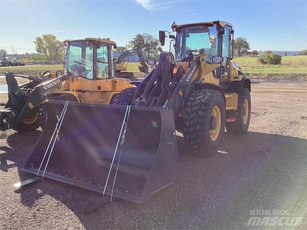 Volvo L45H Pale gommate