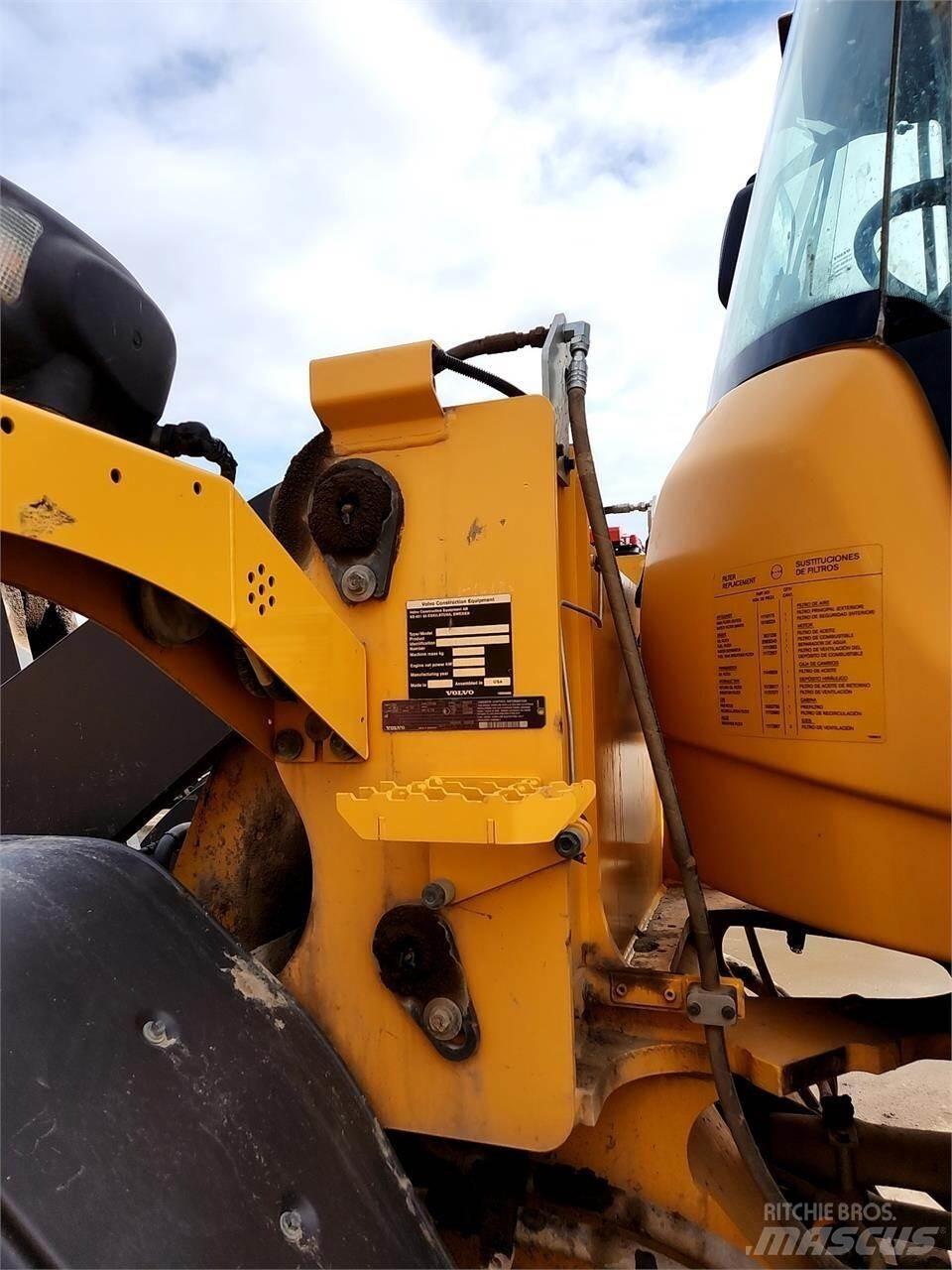 Volvo L60H Pale gommate