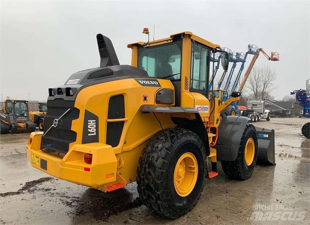 Volvo L60H Pale gommate