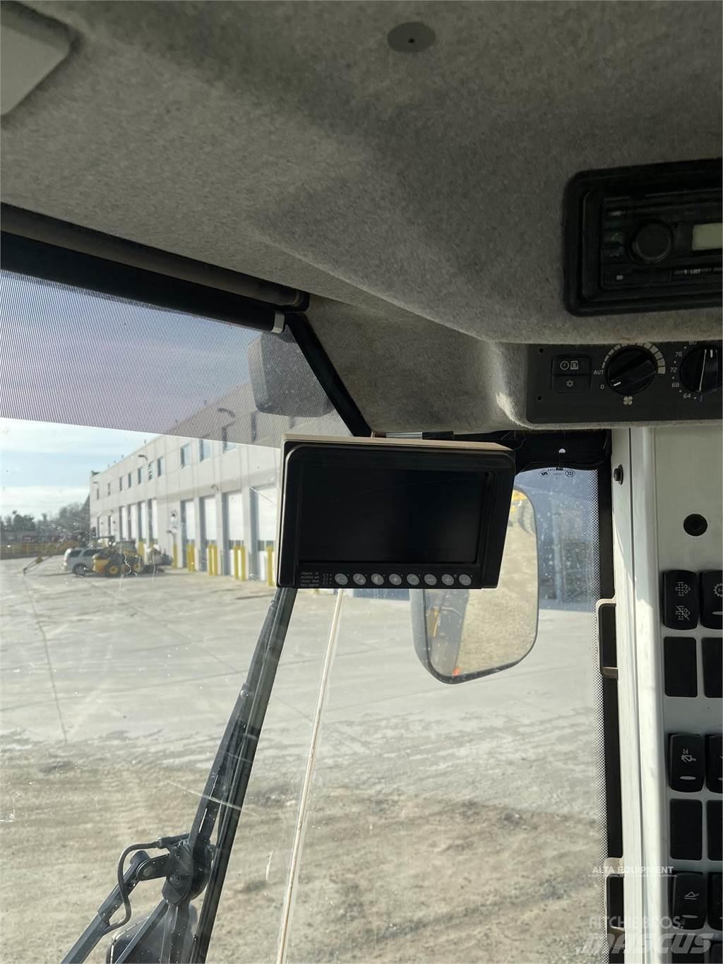 Volvo L70H Pale gommate