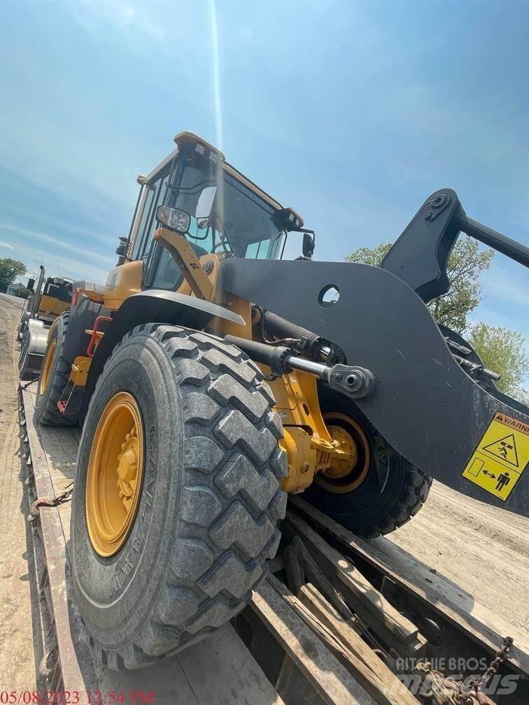 Volvo L70H Pale gommate