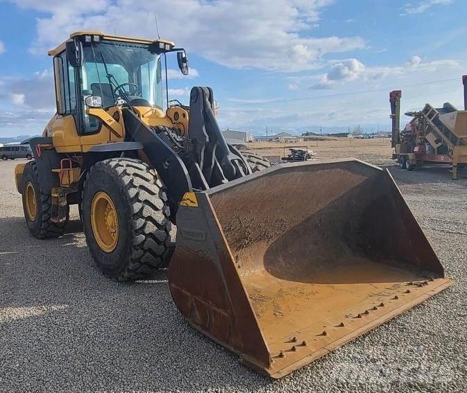Volvo L90H Pale gommate