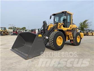 Volvo L90H Pale gommate