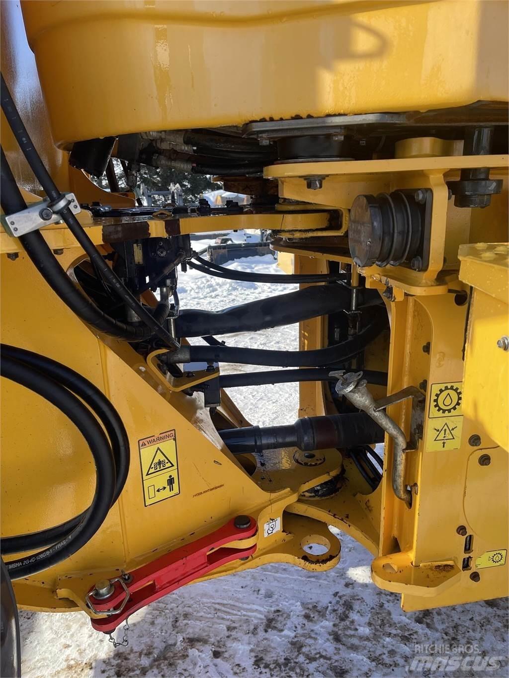 Volvo L90H Pale gommate