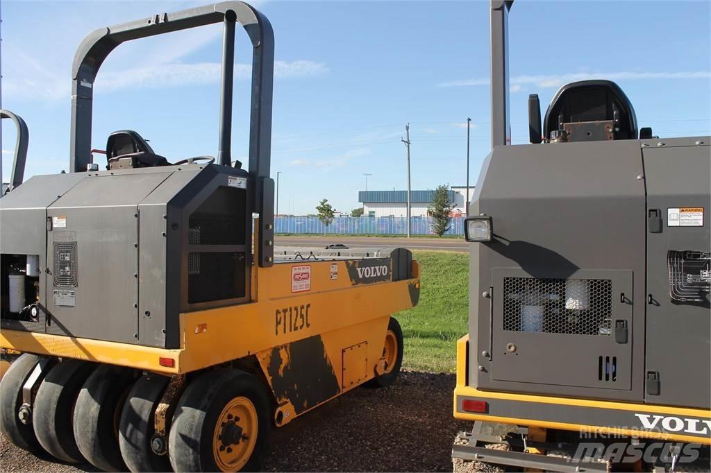 Volvo PT125C Rulli gommati