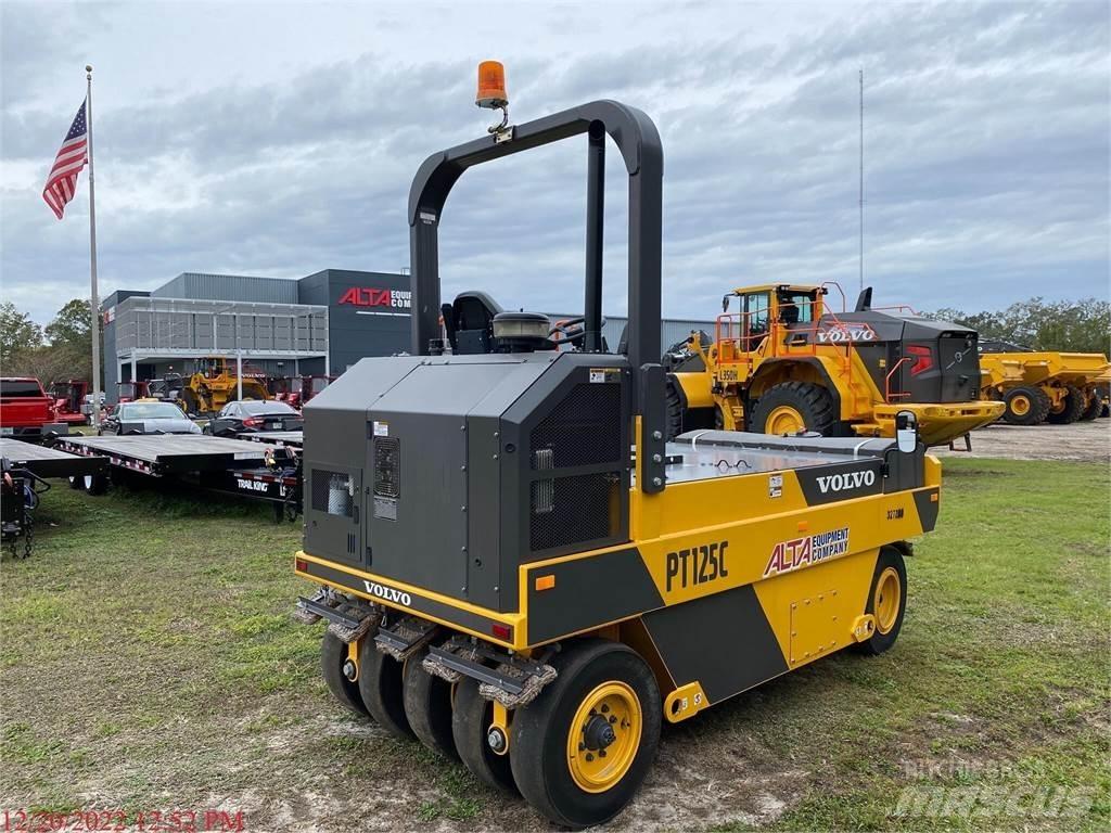 Volvo PT125C Rulli gommati
