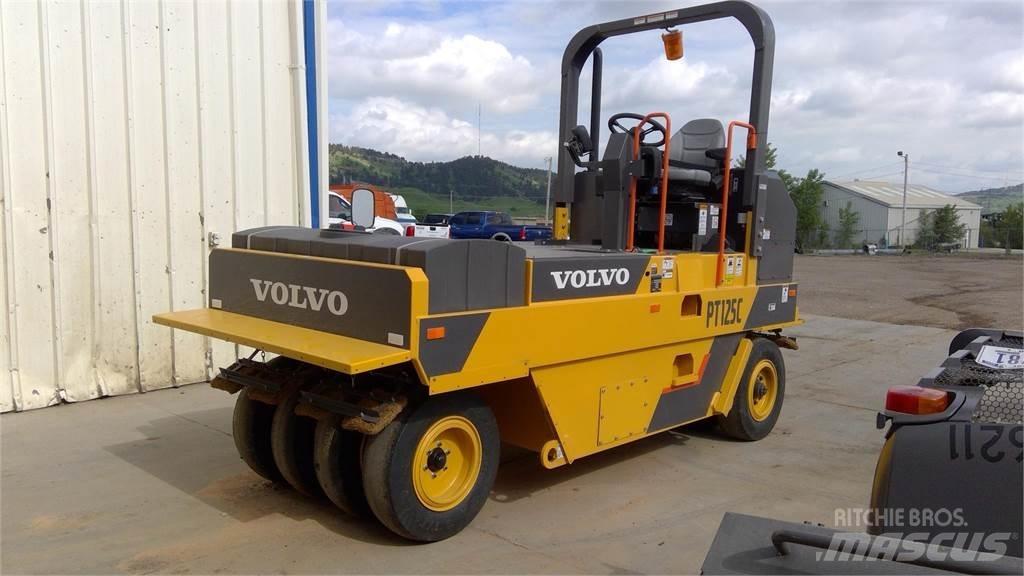 Volvo PT125C Rulli gommati