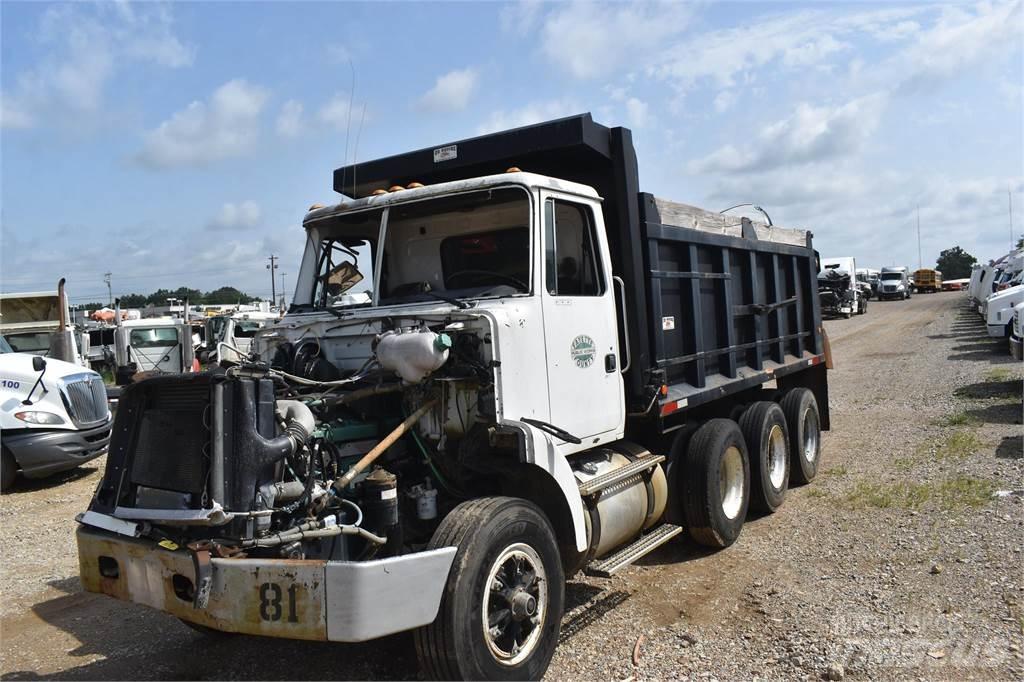 Volvo WG84B Camion ribaltabili