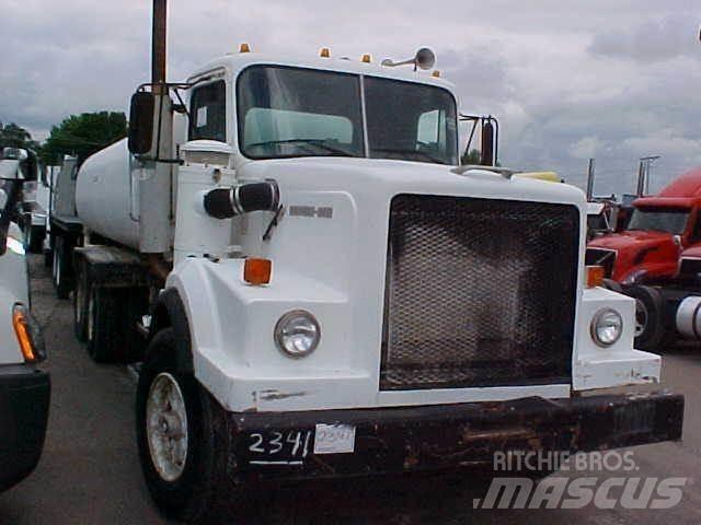 Western Star 6964F Cisterna