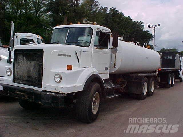 Western Star 6964F Cisterna
