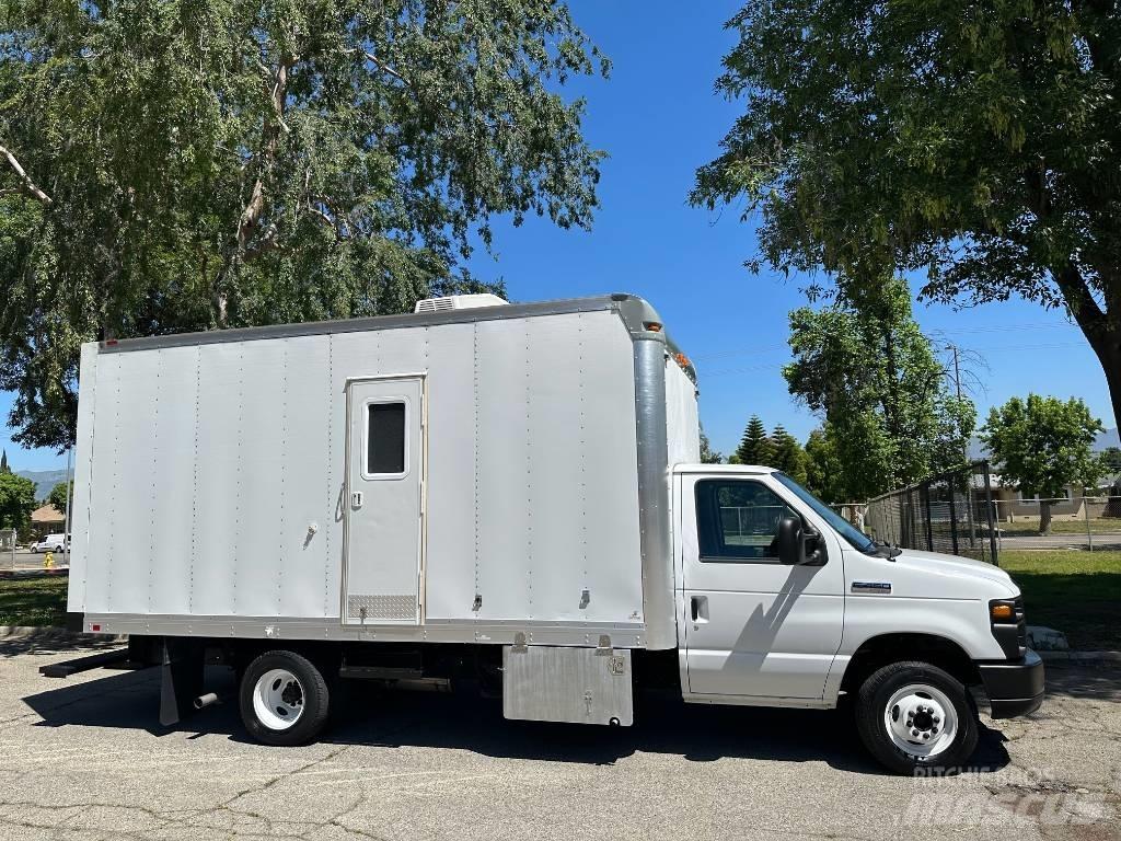 Ford E 450 SD Camion autospurgo