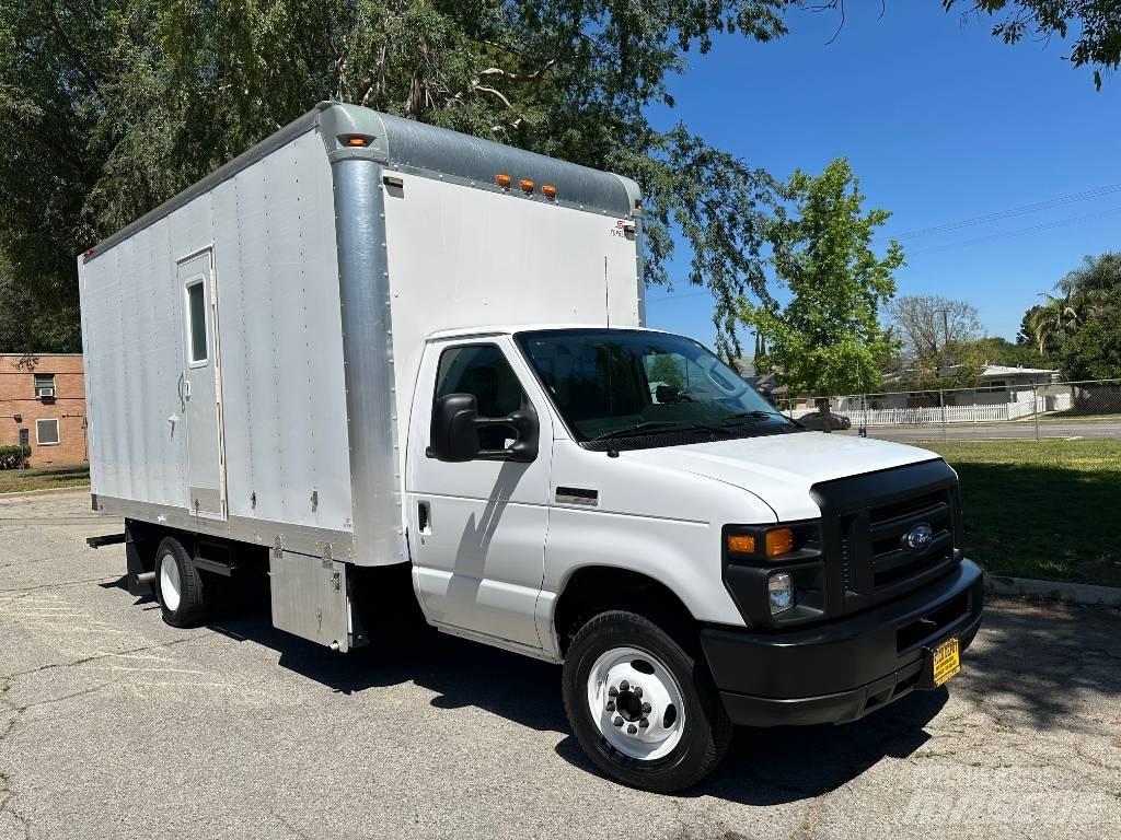 Ford E 450 SD Camion autospurgo