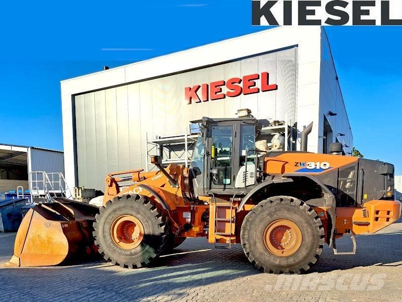 Hitachi ZW 310-6 Pale gommate