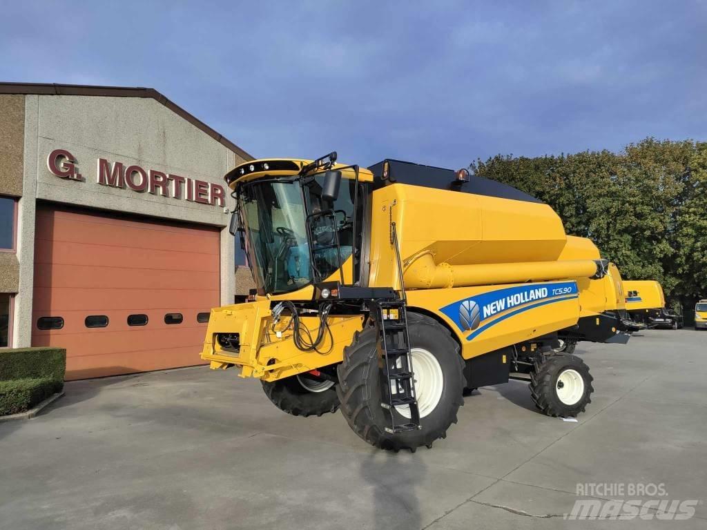 New Holland TC 5.90 Mietitrebbiatrici