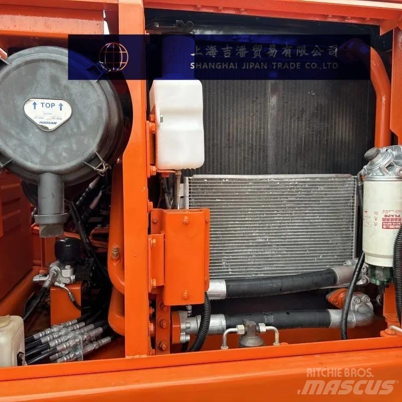 Doosan DX 150 Escavatori cingolati