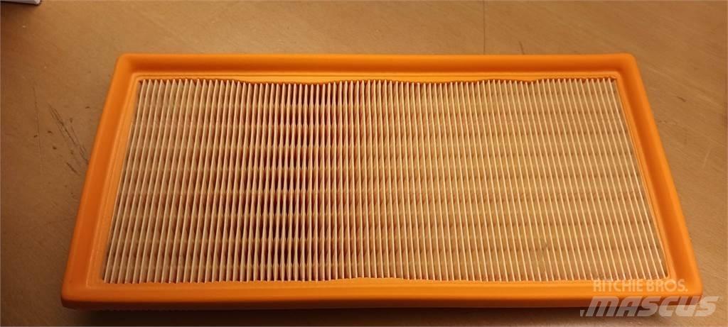 Volvo BM-11058370 Cabine e interni