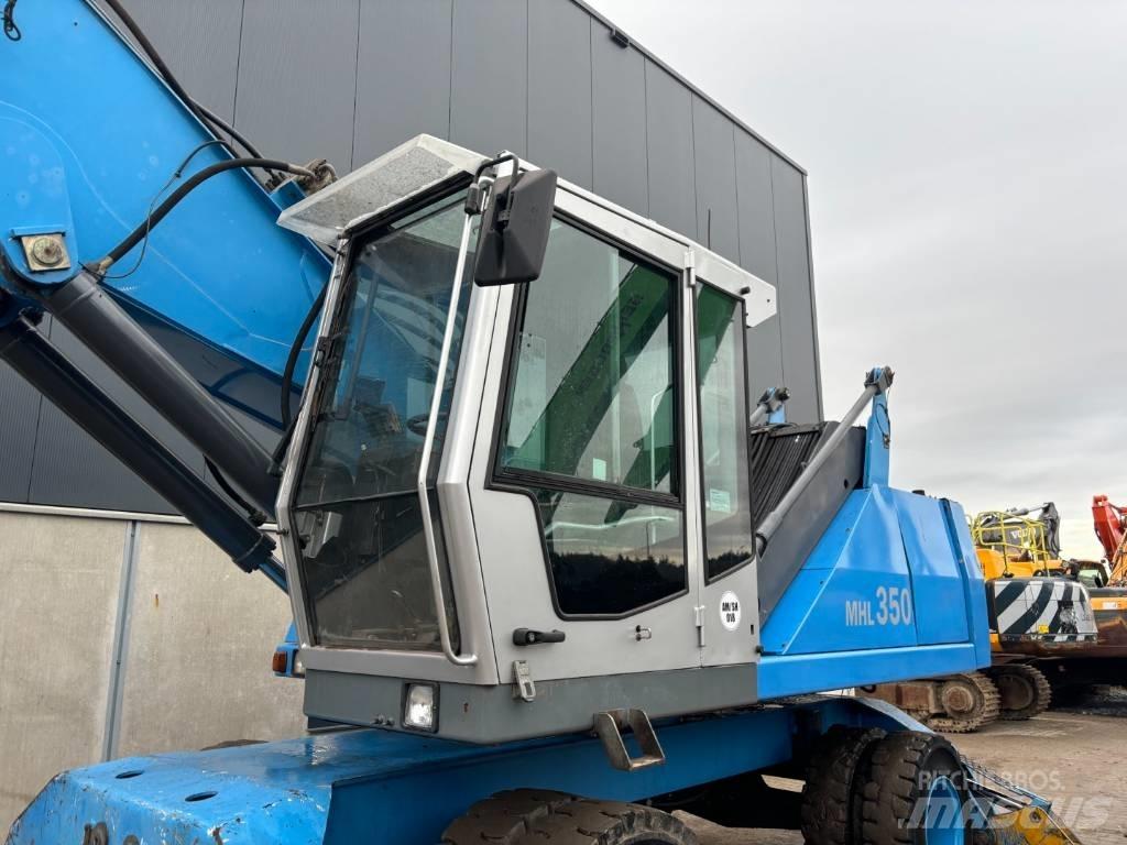 Fuchs MHL350  --  MHL 350 Movimentazione rifiuti